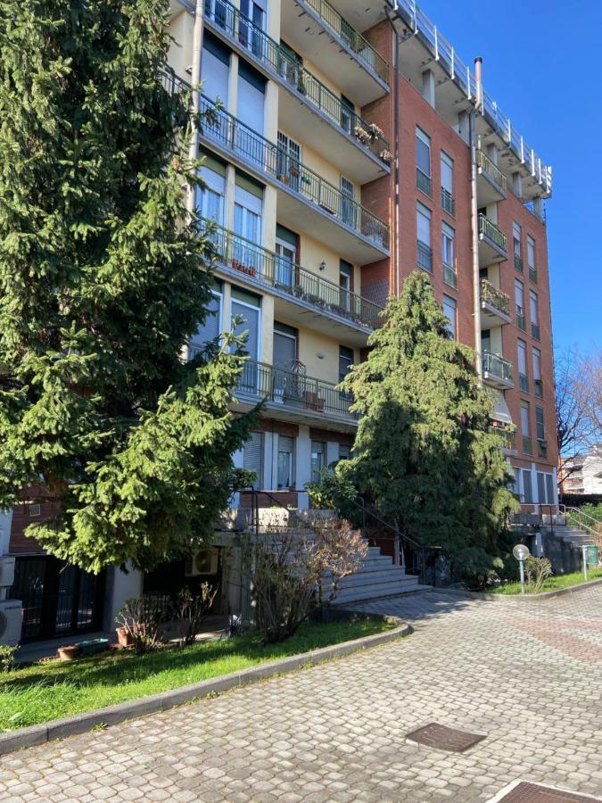 San Siro'S Lights Apartment Milan Bagian luar foto